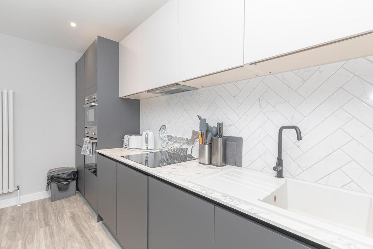 Flash Sales Offer - Any Week Day No Minimum Night Restrictions Brighton City Centre Seafront 1 Bedroom Flat Bn133Duk02 Bagian luar foto