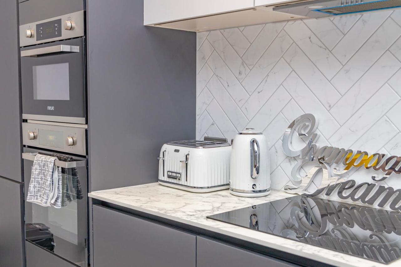 Flash Sales Offer - Any Week Day No Minimum Night Restrictions Brighton City Centre Seafront 1 Bedroom Flat Bn133Duk02 Bagian luar foto
